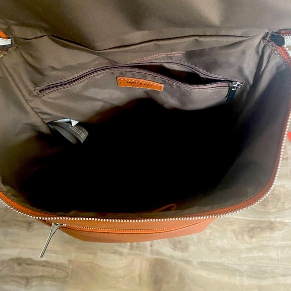 Matt & Nat Handbags - Mat and Nat backpack excellent condition